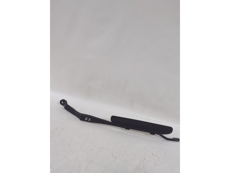 Recambio de brazo limpia delantero izquierdo para rover 400 ii hatchback (rt) 414 si referencia OEM IAM DKB102090  