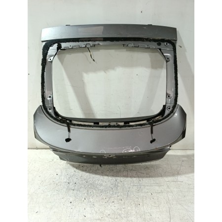 Recambio de porton trasero para renault referencia OEM IAM 901229789R/282304642R  