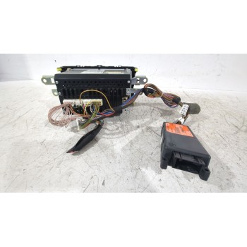 Recambio de sistema audio / radio cd para toyota auris (_e15_) 1.6 (zre151_) referencia OEM IAM 8612002520  