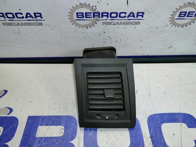 Recambio de rejilla aireadora para ssangyong kyron 2.0 referencia OEM IAM 6964009000  