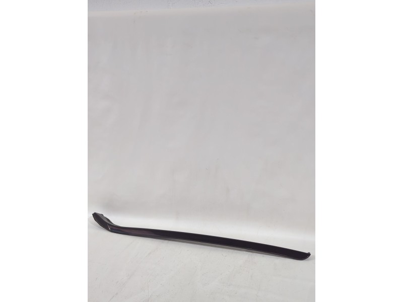 Recambio de moldura para peugeot 508 i (8d_) 2.0 bluehdi 150 referencia OEM IAM 70540YX7  