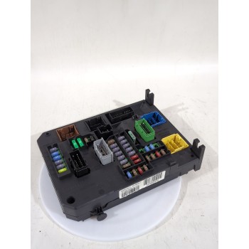 CAJA RELES / FUSIBLES 980668798001 