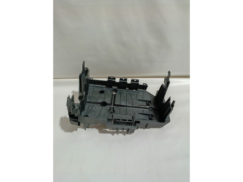 Recambio de soporte bateria para peugeot 508 i (8d_) 2.0 bluehdi 150 referencia OEM IAM 9686469580  