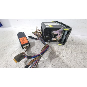 Recambio de sistema audio / radio cd para toyota auris (_e15_) 1.6 (zre151_) referencia OEM IAM 8612002520  