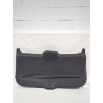 GUARNECIDO PORTON TRASERO 0RK04TRMAG 
