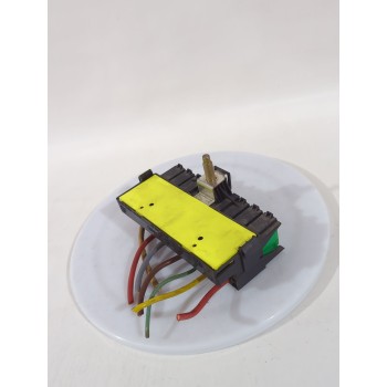 Recambio de caja reles / fusibles para citroën c4 i (lc_) 1.6 16v referencia OEM IAM 9636079380  