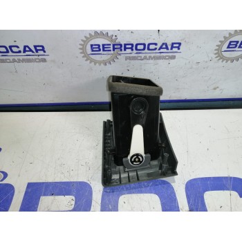 Recambio de rejilla aireadora para ssangyong kyron 2.0 referencia OEM IAM 6964009000  