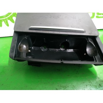 Recambio de cenicero para audi a6 berlina (4f2) 2.4 referencia OEM IAM 4F1857951A  