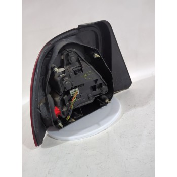 Recambio de piloto trasero derecho para rover 400 ii hatchback (rt) 414 si referencia OEM IAM XFB101040/F00R02S102  