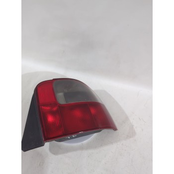 Recambio de piloto trasero derecho para rover 400 ii hatchback (rt) 414 si referencia OEM IAM XFB101040/F00R02S102  