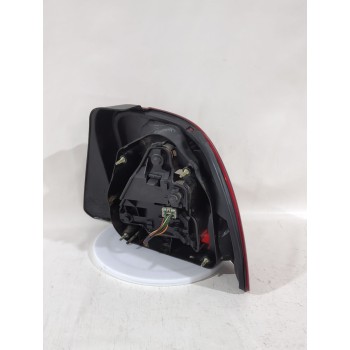 Recambio de piloto trasero izquierdo para rover 400 ii hatchback (rt) 414 si referencia OEM IAM XFB101050/S102R02F00  