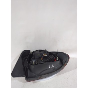 Recambio de piloto trasero izquierdo para rover 400 ii hatchback (rt) 414 si referencia OEM IAM XFB101050/S102R02F00  