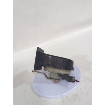 Recambio de claxon para rover 400 ii hatchback (rt) 414 si referencia OEM IAM YEB100820/E200884  