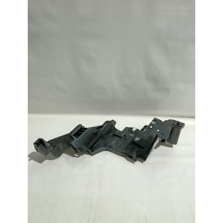 Recambio de soporte faro izquierdo para renault referencia OEM IAM 622232066R  