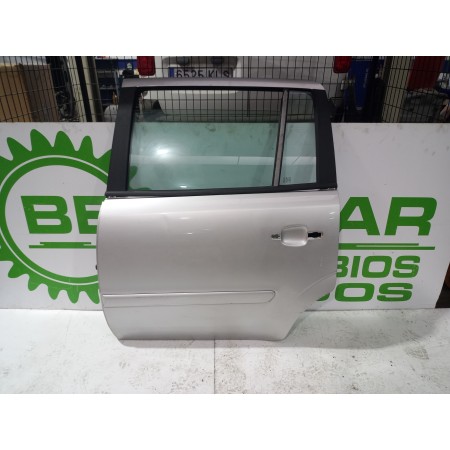 Recambio de puerta trasera izquierda para opel zafira b cosmo referencia OEM IAM 124241  