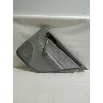 Recambio de guarnecido puerta trasera derecha para mercedes-benz clase c (w203) c 200 kompressor (203.045) referencia OEM IAM A2