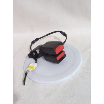 Recambio de enganche cinturon trasero izquierdo para peugeot 508 i (8d_) 2.0 bluehdi 150 referencia OEM IAM 8976J9/61639C7A  