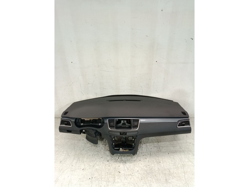 Recambio de salpicadero para peugeot 508 i (8d_) 2.0 bluehdi 150 referencia OEM IAM 8247X1  