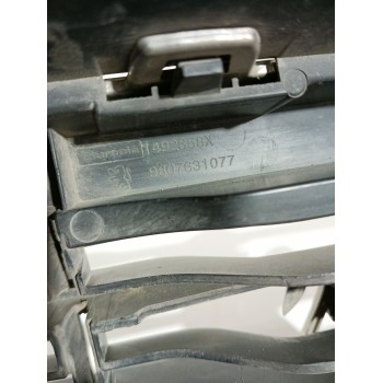 Recambio de rejilla paragolpes central para peugeot 508 i (8d_) 2.0 bluehdi 150 referencia OEM IAM 9807631180/9807631077  
