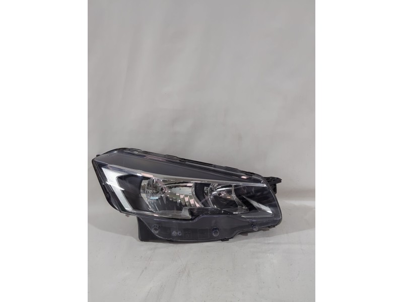 Recambio de faro derecho para peugeot 508 i (8d_) 2.0 bluehdi 150 referencia OEM IAM 9807241180  