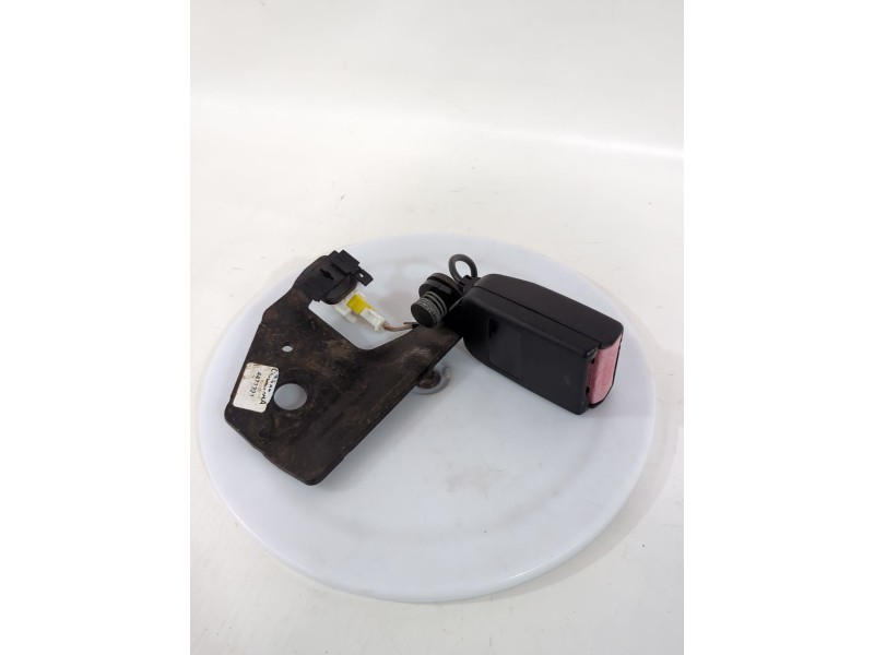 Recambio de enganche cinturon trasero izquierdo para citroën c4 i (lc_) 1.6 16v referencia OEM IAM 8974LY/4471323  