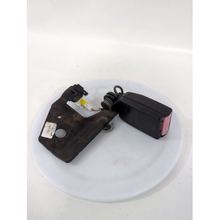 Recambio de enganche cinturon trasero izquierdo para citroën c4 i (lc_) 1.6 16v referencia OEM IAM 8974LY/4471323  