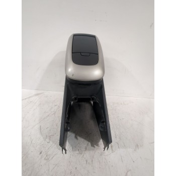 Recambio de consola central para toyota auris (_e15_) 1.33 dual-vvti (nre150_) referencia OEM IAM 5891002050B0  