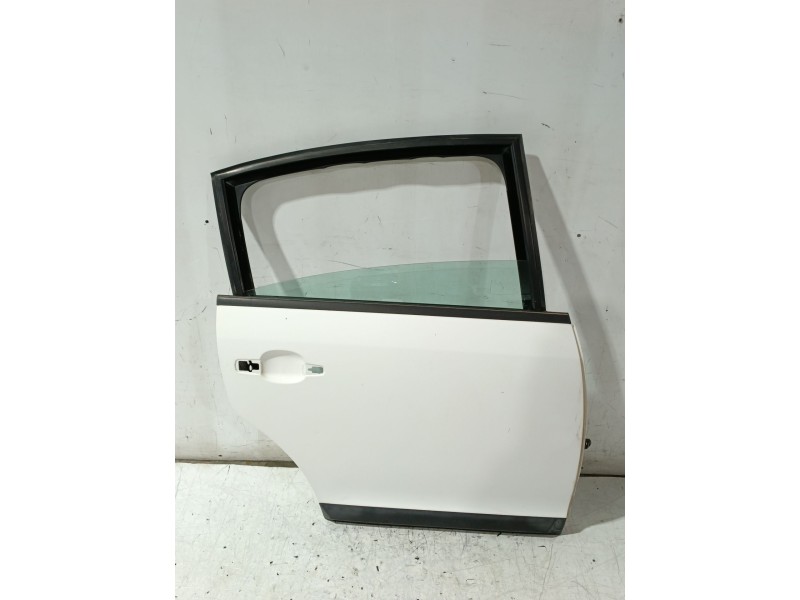 Recambio de puerta trasera derecha para citroën c4 i (lc_) 1.6 16v referencia OEM IAM 9008N4  