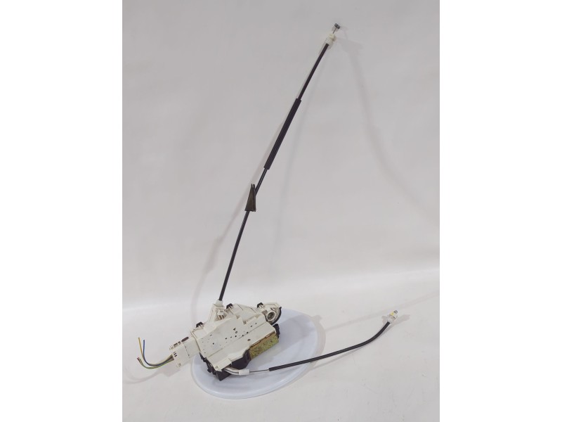 Recambio de cerradura puerta delantera izquierda para citroën c4 i (lc_) 1.6 16v referencia OEM IAM 9135FA  