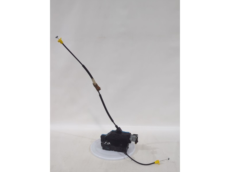 Recambio de cerradura puerta trasera derecha para peugeot 207/207+ (wa_, wc_) 1.4 hdi referencia OEM IAM 9138H8/24099158  