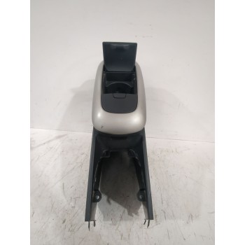 Recambio de consola central para toyota auris (_e15_) 1.33 dual-vvti (nre150_) referencia OEM IAM 5891002050B0  