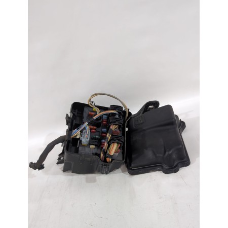 Recambio de caja reles / fusibles para peugeot 207/207+ (wa_, wc_) 1.4 hdi referencia OEM IAM 9664055780/9657287180  