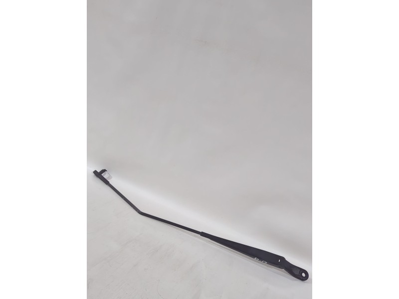 Recambio de brazo limpia delantero derecho para peugeot 207/207+ (wa_, wc_) 1.4 hdi referencia OEM IAM 6429AN/A7DAGCP  