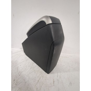 Recambio de consola central para toyota auris (_e15_) 1.33 dual-vvti (nre150_) referencia OEM IAM 5891002050B0  