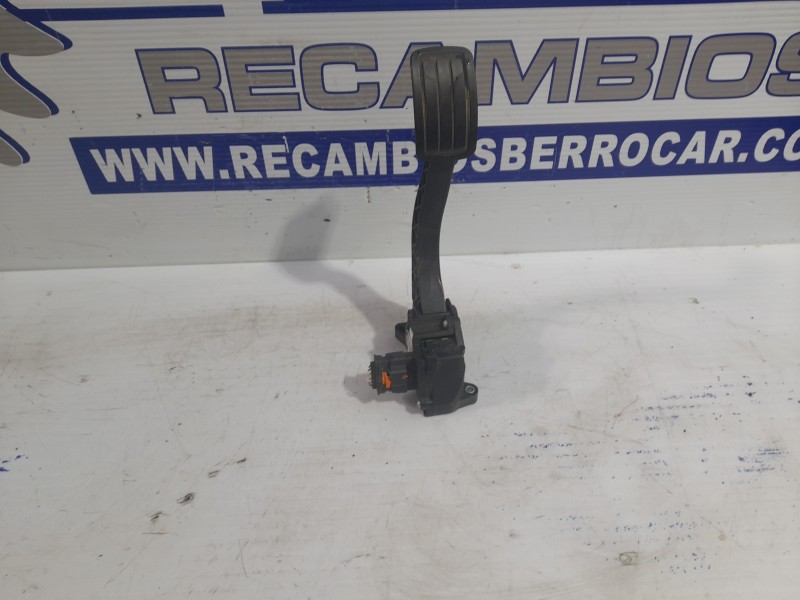Recambio de potenciometro pedal para peugeot expert furgón 1.6 blue-hdi fap referencia OEM IAM 86ET402  