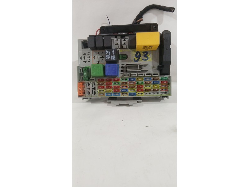 Recambio de caja reles / fusibles para opel astra g hatchback (t98) 1.6 (f08, f48) referencia OEM IAM 24412497  