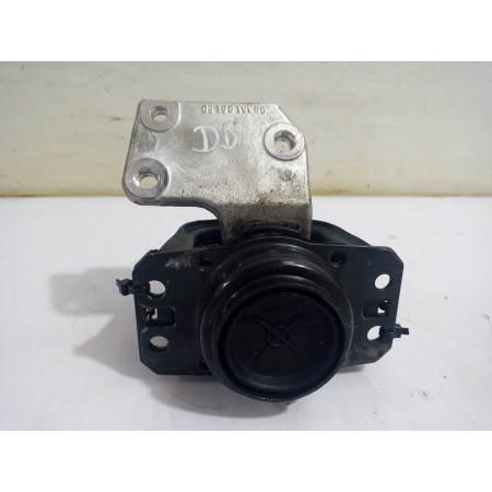 Recambio de soporte motor derecho para citroën c4 sedan collection referencia OEM IAM 9638396180  