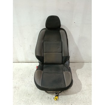 ASIENTO DELANTERO IZQUIERDO 