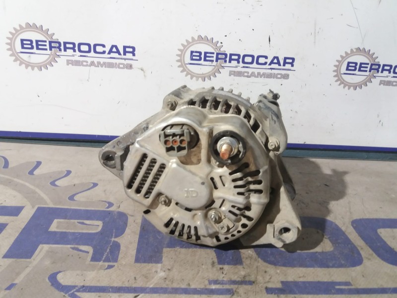 Recambio de alternador para kia sorento 2.5 crdi referencia OEM IAM 373004A300  