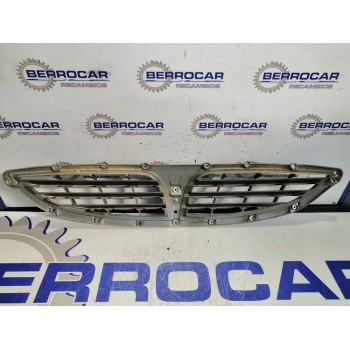 Recambio de rejilla delantera para ssangyong kyron 2.0 referencia OEM IAM 7945109000  