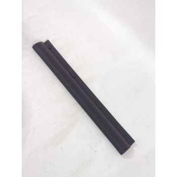Recambio de goma capot para » otros... modelos referencia OEM IAM 5F0823707B5  