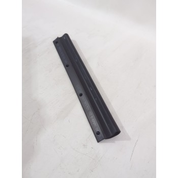 Recambio de goma capot para » otros... modelos referencia OEM IAM 5F0823707B5  
