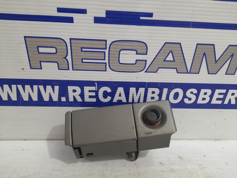 Recambio de cenicero para opel zafira a elegance referencia OEM IAM 090589659  