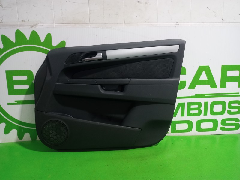 Recambio de guarnecido puerta delantera derecha para opel zafira b cosmo referencia OEM IAM 13164487  