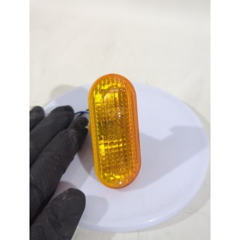 Recambio de piloto lateral derecho para ford fusion (ju_) 1.6 referencia OEM IAM 2S6A13K354AD  