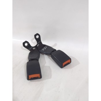 Recambio de enganche cinturon trasero derecho para ford fusion (ju_) 1.6 referencia OEM IAM 2N1AN613K21AD  