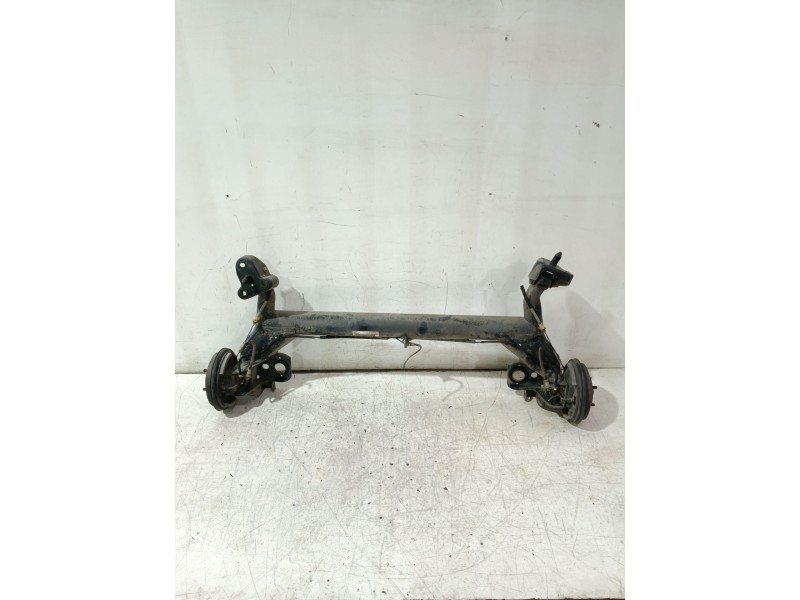 Recambio de puente trasero para ford fusion (ju_) 1.6 referencia OEM IAM 1437436  
