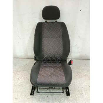 ASIENTO DELANTERO DERECHO 