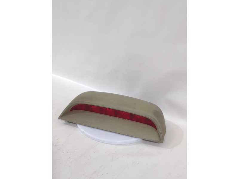 Recambio de luz central de freno para daewoo kalos sedán (klas) 1.4 referencia OEM IAM 96540326  