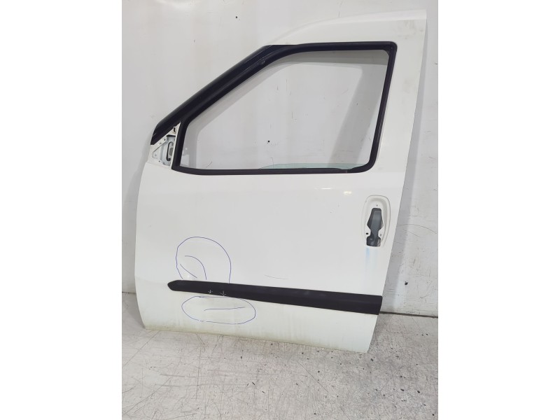 Recambio de puerta delantera izquierda para fiat doblo cargo (263_) 1.3 d multijet referencia OEM IAM 0000052155068  